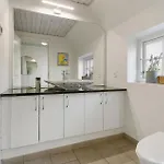 In With Sauna *